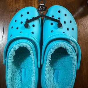 CROCS Blue Fleece-Lined Slippers with Ventilation size j3